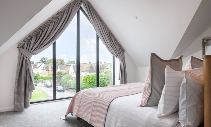 Rhyd-y-foel Apartamento | Luxury, modern family apartment