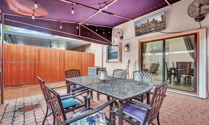 Homestead Casa | Luxury Modern Home In The Heart Of South Dade