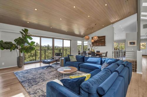 Fetters Hot Springs-Agua Caliente Casa | Luxury Modern Home with Views - 3 Acres, 4000 Sq Ft