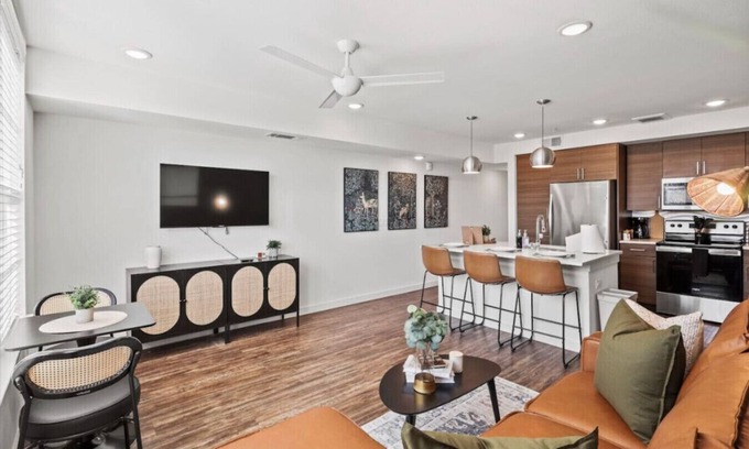 Oak Cliff Apartamento | Luxury Modern Retreat in the Heart of Dallas