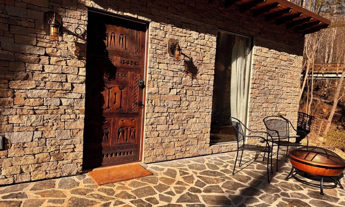 Weaverville Cabaña | Luxury Mountain Retreat