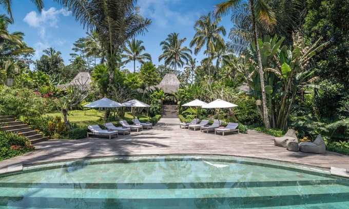 Ubud City-Centre Casa | Luxury Nag Shampa Private Estate lvid1