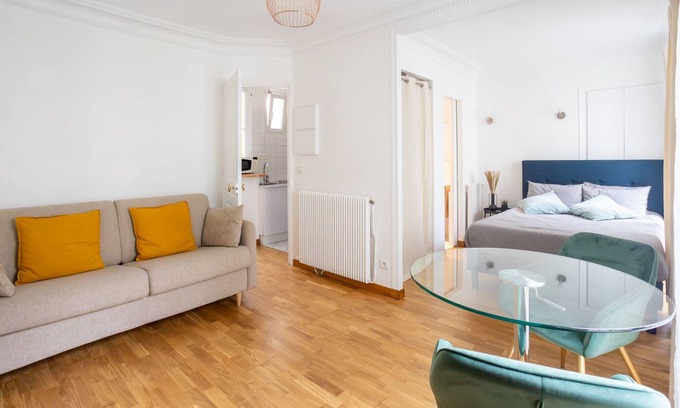 Faubourg-du-Roule Apartamento | Lujo cerca de los Campos Elíseos