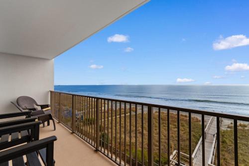 Cherry Grove Beach Apartamento | Luxury Oceanfront Condo with Pools, Hot Tub, Gym & Grill by myBeach Vacation Rentals