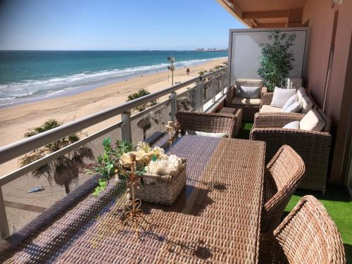 Cadiz Apartamento | Luxury Oceanfront triplex in Cadiz
