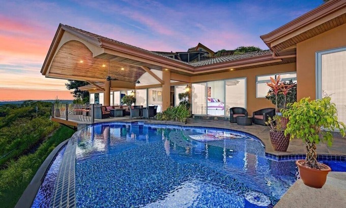 Playa Hermosa Villa | Luxury Oceanview | Gym | Airport Transfer Included