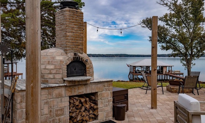 Chandler Casa | Luxury on the Lake at Legends Retreat