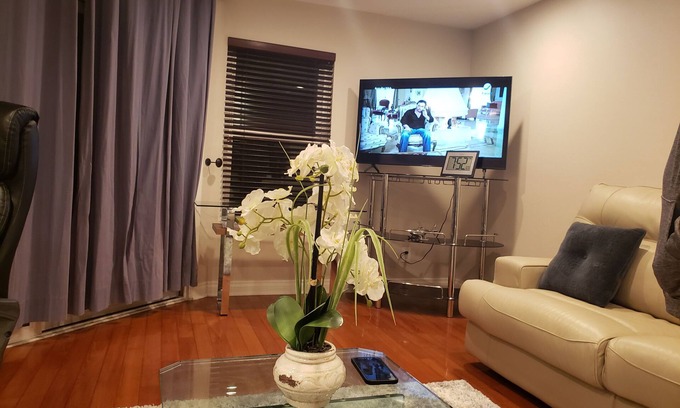 Huntington Beach Condominio | Luxury one bedroom with ocean view