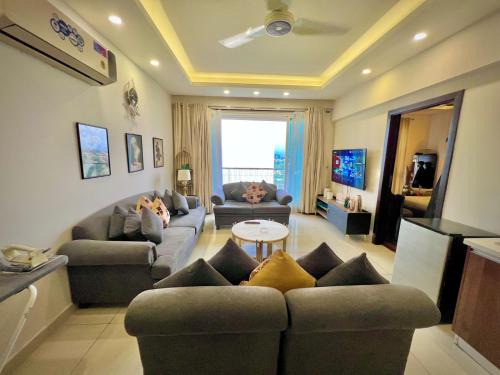 Loralai District Apartamento | Luxury one bedroom -facing Centaurus mall Islamabad