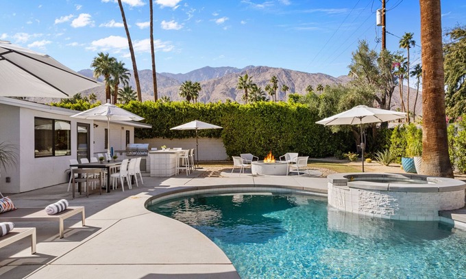 Deep Well Ranch Casa | Luxury Palm Springs Getaway/Pool/Spa/Fire-Pit/4 bedroom/3 bath/South PS