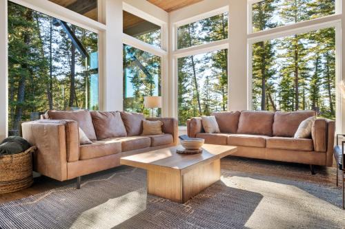 Philipsburg Casa | Luxury, Peaceful Family Getaway! Ski, Hike, Fish