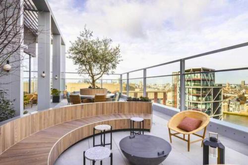 Nine Elms Apartamento | Luxury Penthouse 2Bed 2Bath 2Balcony London Eye & River Views with GYM & AC & Incredible Rooftop View