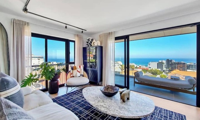 Fresnaye Apartamento | Luxury Penthouse with Ocean View, A/C and Inverter