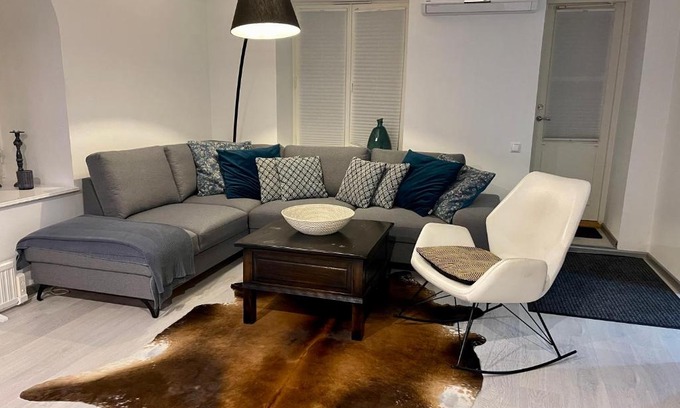 Old Town Apartamento | Luxury penthouse with terrace & sauna in Old Town
