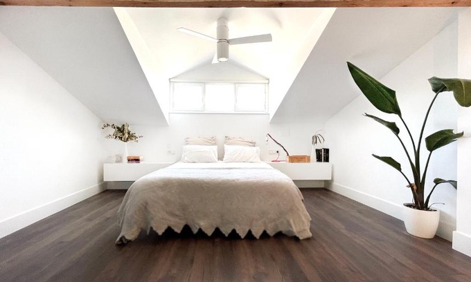 Casco Viejo Apartamento | Luxury Pintoreria Atico
