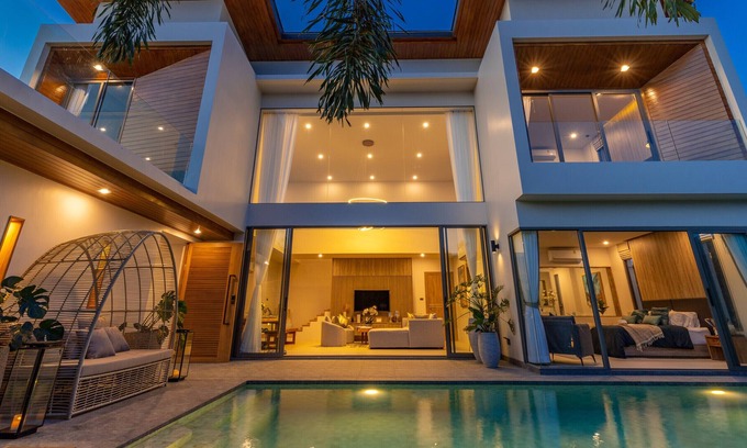 Choeng Thale Villa | Luxury pool villa - 5 bedrooms, parking, and pool
