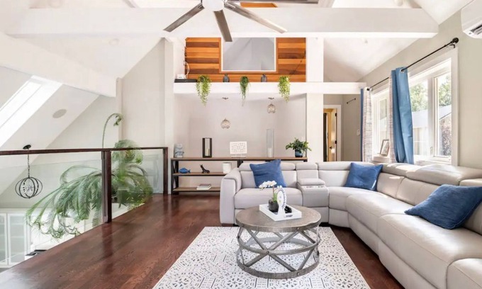Leesburg Casa | Luxury Private Estate Mins to Winery /Brewery