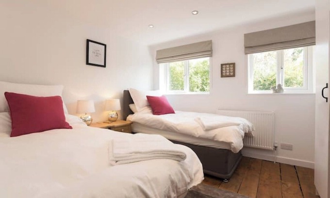 Stratford-upon-Avon Cabaña | Luxury & quaint cottage in Stratford Upon Avon