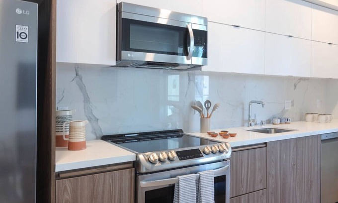 Huntington Beach Apartamento | Luxury Rental | Block To Sand | Cozy | Comfort