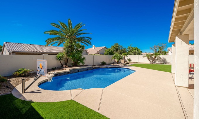 Hillcrest Ranch Homeowners Casa | Luxury Resort Home, Spring Training, Peoria, Glendale, Sparkling Pool, Location!