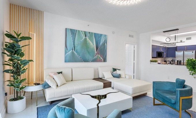 South Palm Park Neighborhood Association Apartamento | Luxury Resort-style 3 bdrm condo in Lantana, Florida