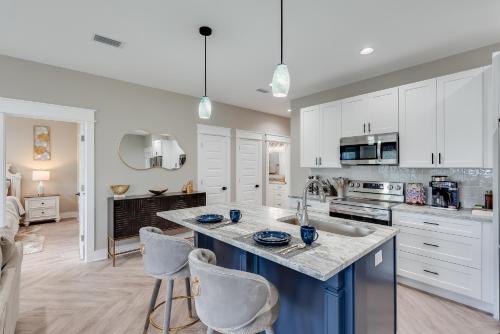 Upper Grand Lagoon Casa | Luxury Retreat near St. Andrews
