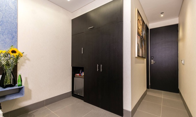 El Poblado Hotel | Habitación de lujo con ventana