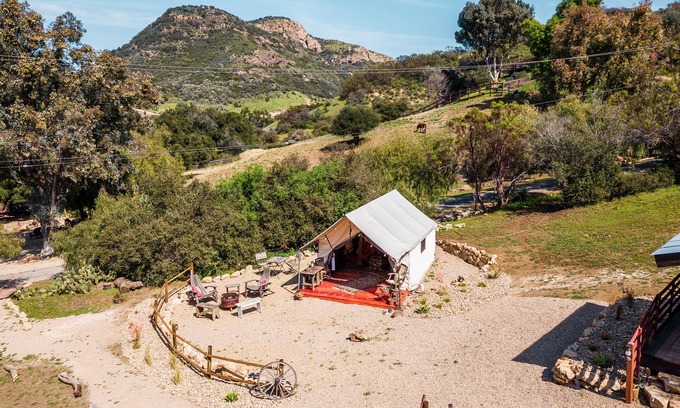 Thousand Oaks Casa | Luxury Safari Tent in Santa Monica Mountains close to Malibu and beaches