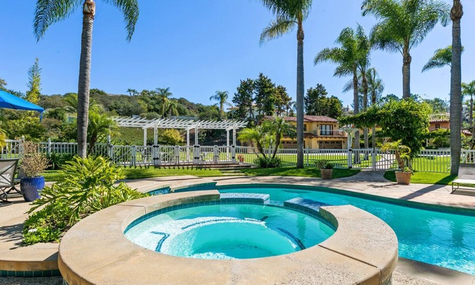 San Diego Casa | Luxury San Diego 5 Bedroom Oasis