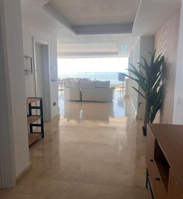 Fuengirola Apartamento | Luxury Sea View Fuengirola