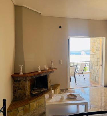 Lokroi Casa | Luxury seaside apartment, 3 bedrooms