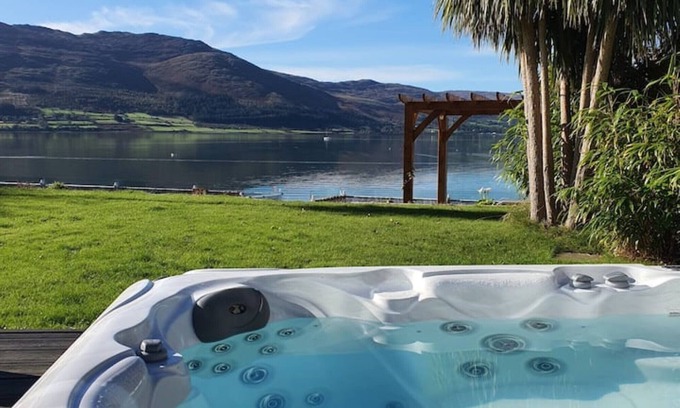 Newry Casa | Luxury Seaside Escapen