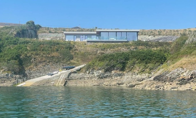 Schull Casa | Luxury Seaside Property