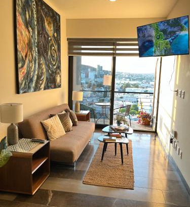 Leon Apartamento | Luxury, security, infinity pool, view, centric