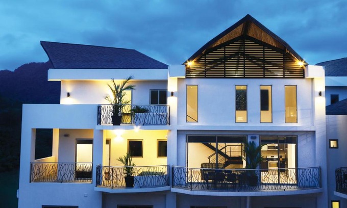 Jaco Apartamento | Luxury SKY PENTHOUSES 3-6BR Condo-Hotel at Oceano Jaco