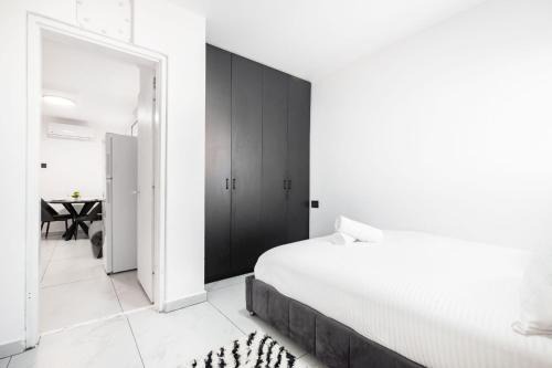 Ashdod Apartamento | Luxury Small Unit with Mamad
