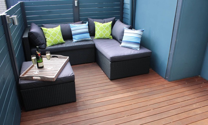 Paraparaumu Beach Apartamento | Estudio de spa de lujo a pocos pasos de la playa, la cafetería y el campo de golf