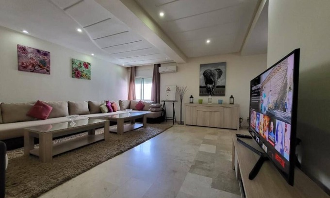 LA GIRONDE Apartamento | Luxury Spacious Apartment Midtown Casablanca
