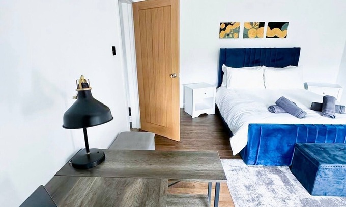 Selhurst Condominio | Luxury, Spacious 1 bedroom Flat