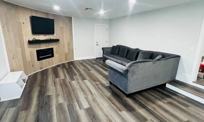 Lancaster Casa | Casa de Lujo 3 Rec/2 Baños – Cerca de Amapolas, Valle del Antílope y Lancaster
