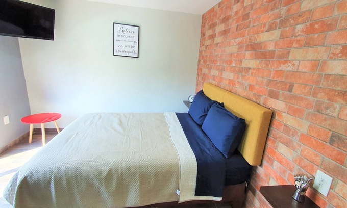 Ciudad Lopez Mateos Apartamento | LUXURY STUDIO (SUMMIT) a 5 min del ITESM CEM (R06)