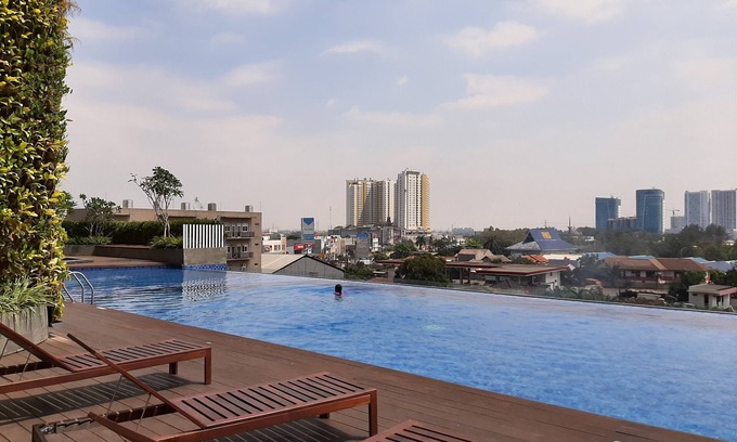 Pinang Apartamento | Luxury Studio at Springwood Residence Tangerang Apartment