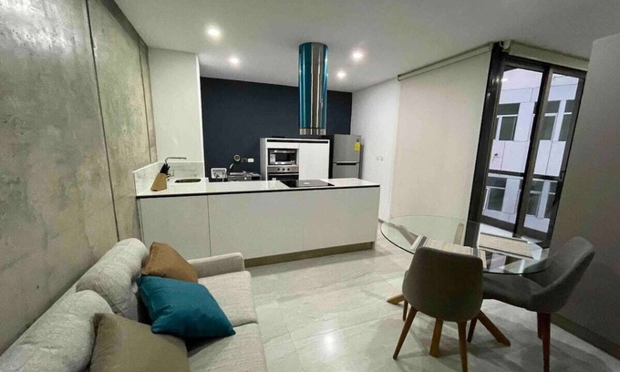 Manta Apartamento | Luxury Suite in Manta * Piscina, Jacuzzi*