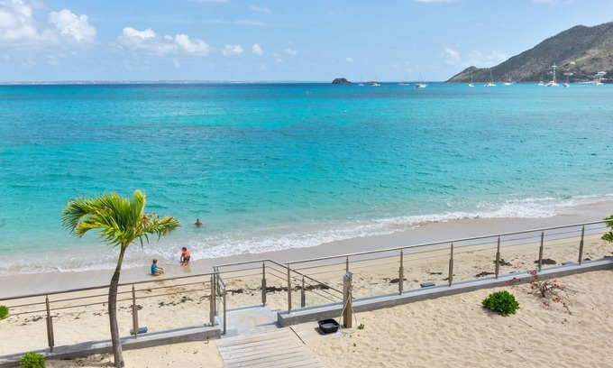 Grand Case Apartamento | Luxury Suite Sea View located in the heart of Grand Case Residence Bleu Marine