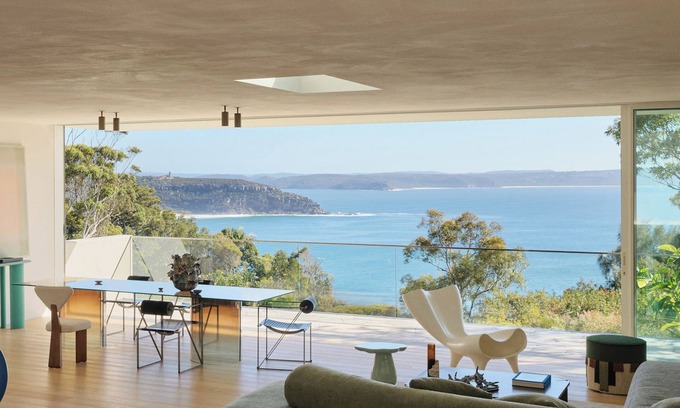 Whale Beach Casa | Luxury Sun-drenched Palm Beach resort style living with all the modern amenities