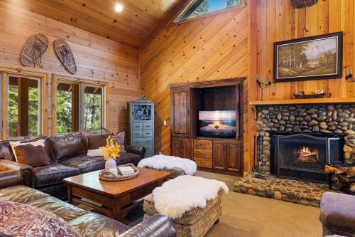 Kingswood Estates Casa | Luxury Tahoe Escape Minutes to Northstar Beaches and Lake