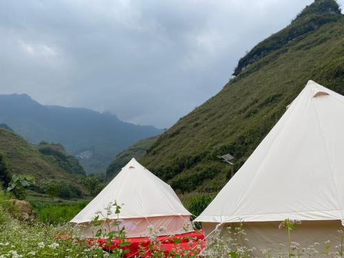 Yen Minh Otro | Luxury Tent Du Gia Waterfall