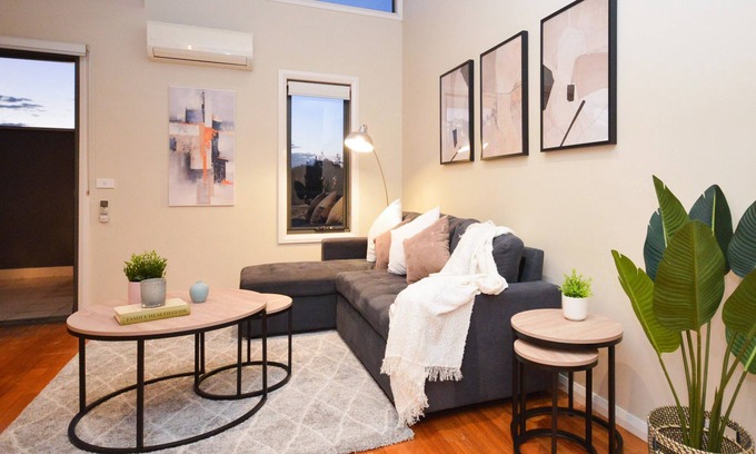 Preston Casa | Luxury Townhouse Stay