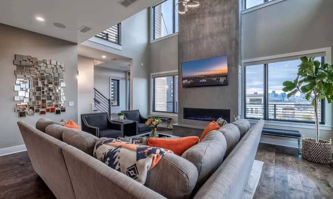 Talbot's Corner Casa | Luxury Twin Homes with Rooftop Views