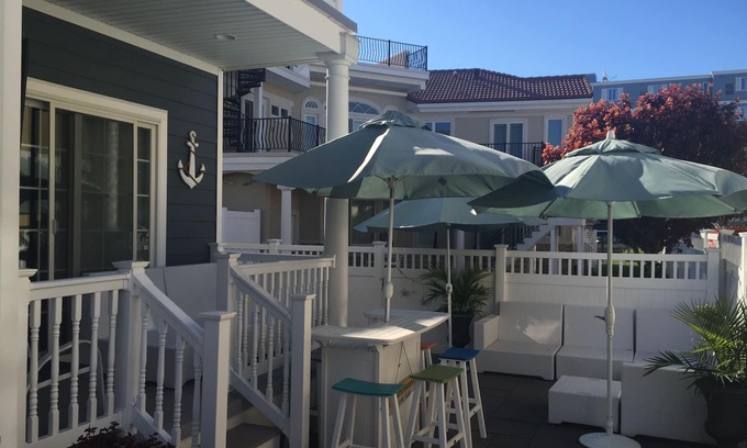Wildwood Crest Casa | ¡Listado de lujo exclusivo! 4 dormitorios + 3. 5 baños, a pasos de la playa -Plazas 8